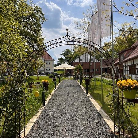 Gaestehof Cafe Im Schafstall Барсингхаусзен Екстериор снимка